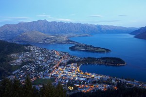 rsz_queenstown_aerial_view_at_dusk