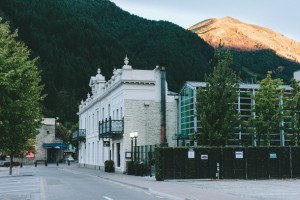 Eichardts_hotel_exterior_2