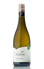rsz_yealands_estate_sauvignon_blanc-bottleshot