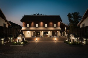 rsz_sofitel-luang-prabang-entrance-lobby-exterior-photo-by-cyril-eberle-dsc01995-edit