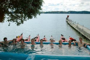 rsz_rotorua_kayaks-at-hot-pools